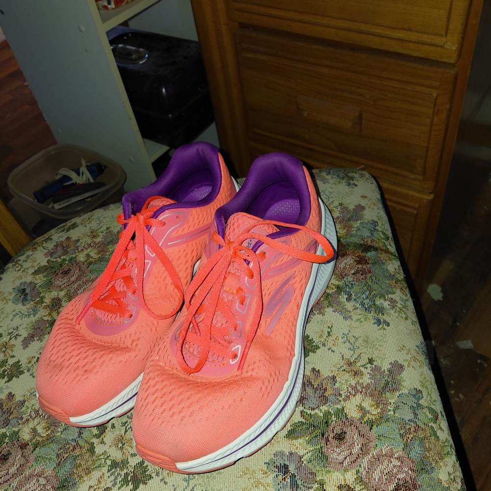 Skechers GO RUN Consistent™ 2.0 Athletic Shoes
